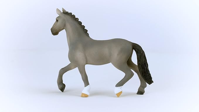 Schleich Horse Club Cheval de Selle Francais Stallion Horse Figurine - Authentic and Educational Toy Figure, Fun and Imaginative Play for Boys and Girls, Gift for Kids Ages 5+