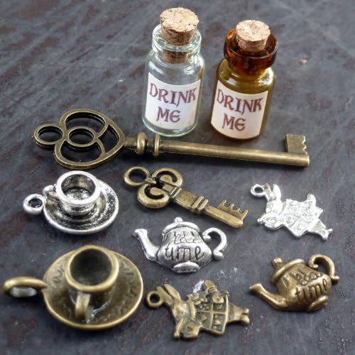 UMBRELLALABORATORY 6-10pcs Alice in Wonderland Party Supplies, Decoration, Potion Bottle with Cork Costume Accessory, DIY jewelry making charms