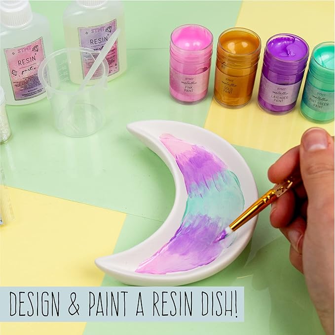 STMT D.I.Y. Resin Jewelry Dish Kit, Epoxy Resin Jewelry Dish Kit, Creative Resin Craft Kit for Beginners, Create Your Own Trinket Tray Dish, Great Weekend Activity for Kids Adults