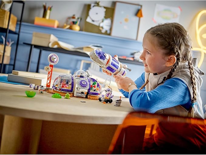 LEGO 42605 Friends Mars-Raumbasis mit Rakete, 3 Spielfiguren ,1 Katze, Rover