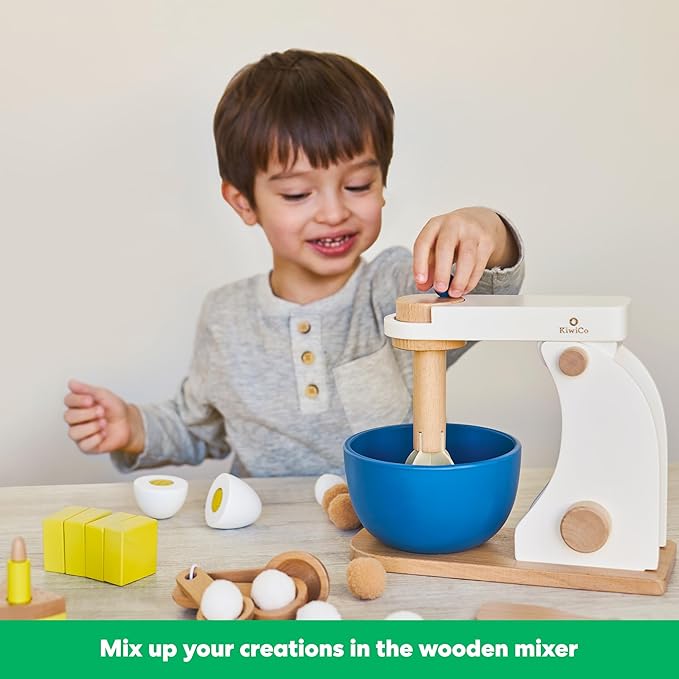 KiwiCo Bake-a-Cake Stand Mixer: Kids Baking Set Ages 3+ | Learn Early Math with Wooden Kitchen Play Set | Includes Cake, Stand Mixer, Measuring Spoons, Flour, Sugar, Play Mat, and Recipe Cards
