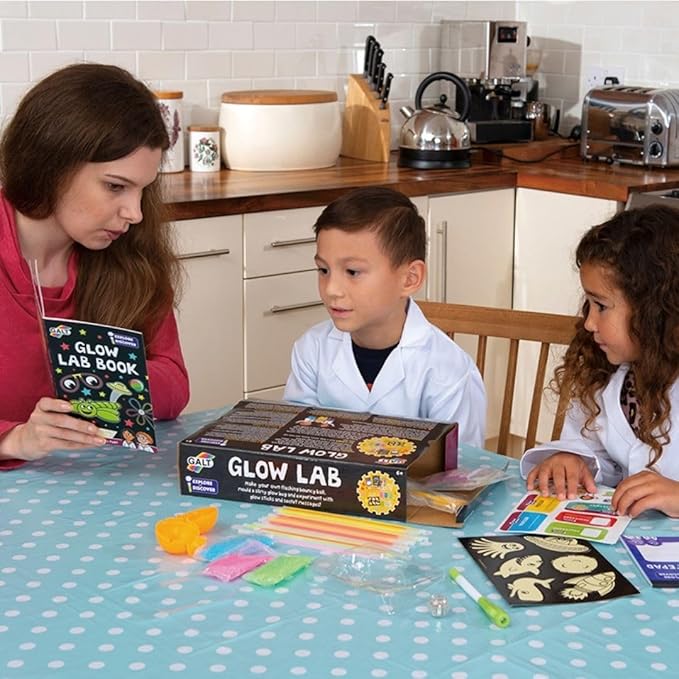 Galt Toys, Glow Lab, Science Kit for Kids, 20 Fun Experiments, Ages 6 Years Plus