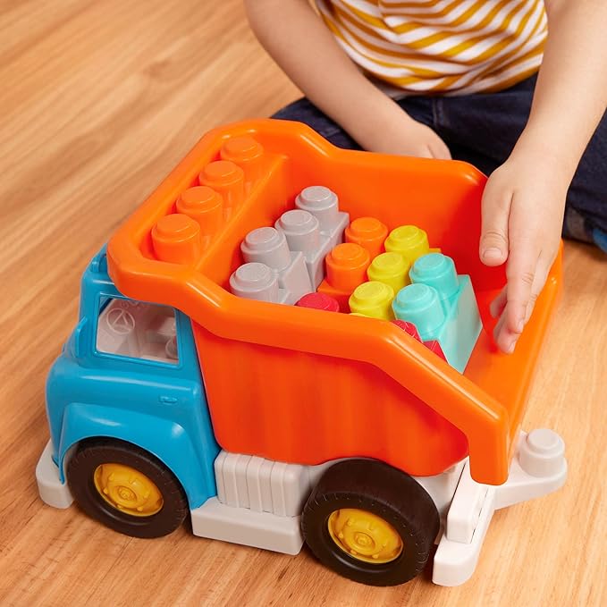 Battat- Locbloc – Toy Dump Truck – 17Pc Construction Set – Working Bucket- Building Blocks & Characters – 12 Months +