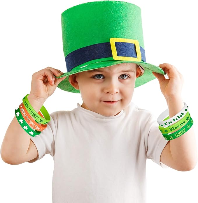 TUPARKA 35 Pieces St Patrick Bracelets Rubber Clover Irish Bracelet Silicone Bracelet for Party Favors School Children Gifts Supplies, Rubber Silicone