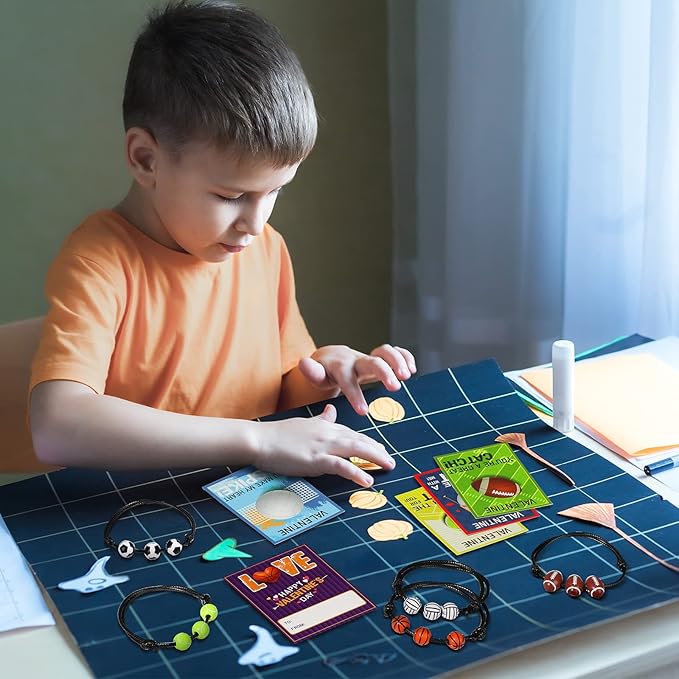 36 Pack Valentines Day Sports Gift Set Include Sports Valentine's Day Cards Adjustable Sport Party Charm Bracelet for Classroom Exchange Prizes Kids Party Favor Teens Adults Sports Team Greeting Favor