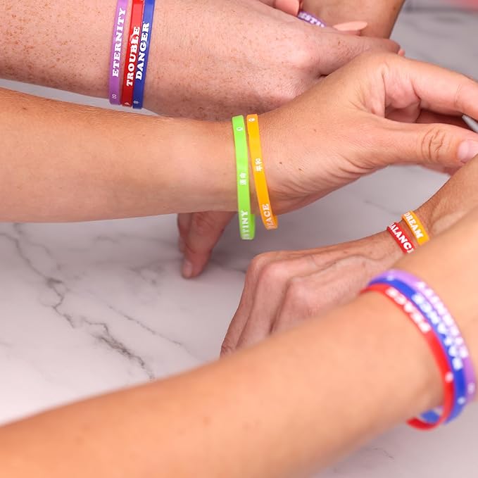Rubber Bracelets - 100 Pcs Silicone Wristbands - Rubber Band Bracelet Party Favors for Kids - Rubber Bracelet for Kids - Silicone Wristband for Kids - Wristbands Silicone - Vending Machine Toys