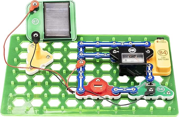 Snap Circuits Green Energy Electronics Exploration Kit | Over 125 Exciting STEM Projects | Full Color Project Manual | 45+ Snap Circuits Parts | STEM Educational Toys for Kids 8+