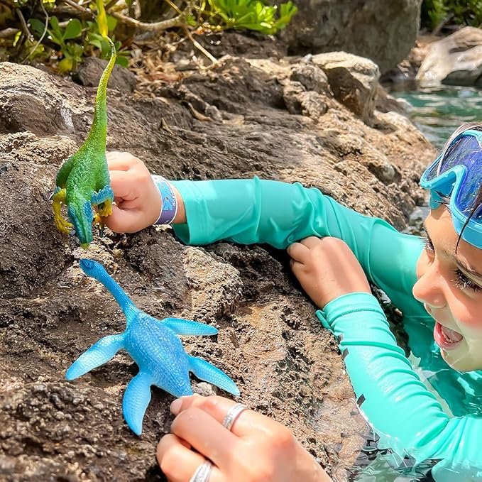 Schleich Dinosaurs Realistic Plesiosaurus Figurine with Bendable Neck - Authentic and Highly Detailed Prehistoric Jurassic Dino Toy, Highly Durable for Education and Fun for Boys and Girls, Ages 4+