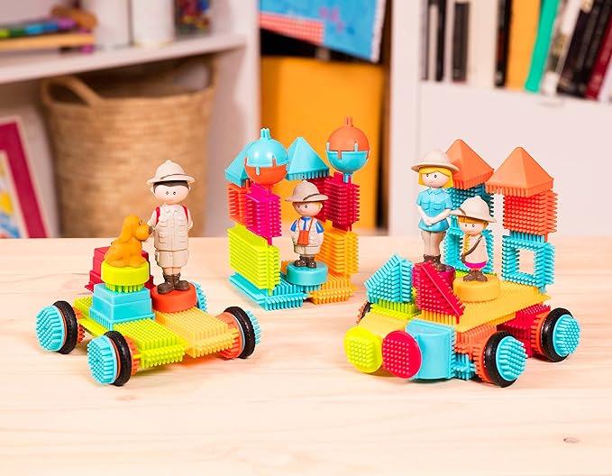 Battat- Bristle Blocks- STEM Interlocking Building Blocks- 85 pc Playset- Reusable Carry Case- Developmental Toys for Toddlers & Kids- Safari Adventure Carrying Case- 2 Years +