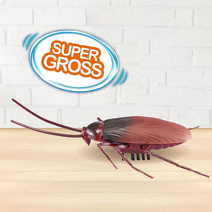 Robo Alive Scuttling Cockroach Battery-Powered Robotic Toy (2 Pack) (Custom Packaging) by ZURU