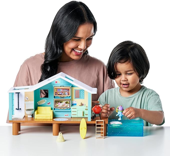 Bluey Beach Cabin Playset, with Exclusive Figure with Goggles. Includes 10 Play Pieces and Sticker Sheet