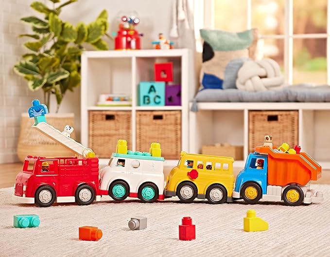Battat- Locbloc – Toy Dump Truck – 17Pc Construction Set – Working Bucket- Building Blocks & Characters – 12 Months +