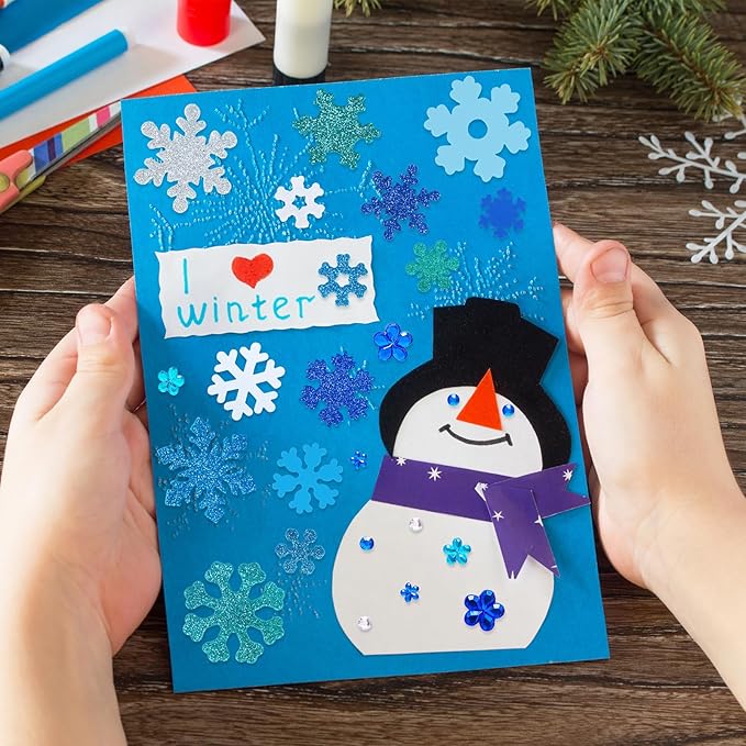 Winlyn 525 Pack Holiday Kids Crafts Winter Christmas Snowflake Crafts Foam Stickers Set Self-Adhesive Glitter Snowflake Stickers Arts and Crafts for Kids Party Favors Classroom Activities Art Projects