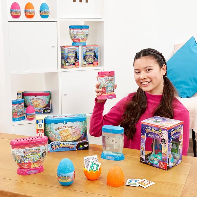 BANDAI The Original Sea Monkeys - Sea Monkeys On Mars - Grow Your Own Pets Science Kit- Includes Eggs, Food, and Water Purifier