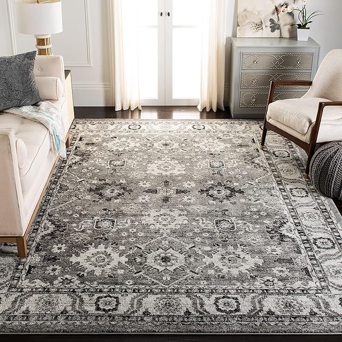 SAFAVIEH Vintage Hamadan Collection Area Rug - 5'3" x 7'6", Dark Grey & Ivory, Oriental Persian Design, Non-Shedding & Easy Care, Ideal for High Traffic Areas in Living Room, Bedroom (VTH214M)