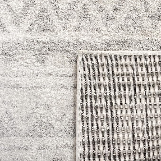 SAFAVIEH Adirondack Collection Accent Rug - 4' x 6', Ivory & Grey, Moroccan Boho Distressed Design, Non-Shedding & Easy Care, Ideal for High Traffic Areas in Entryway, Living Room, Bedroom (ADR119B)