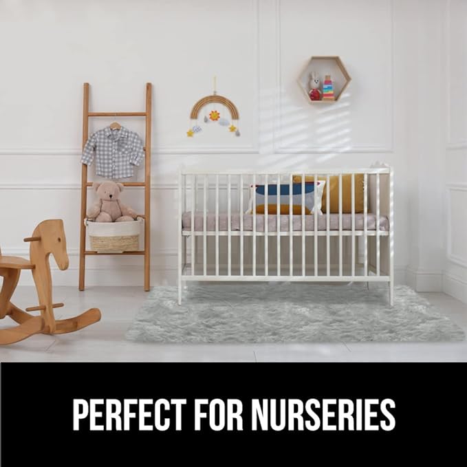 Gorilla Grip Fluffy Faux Fur Rug, 6x9, Machine Washable Soft Furry Area Rugs, Rubber Backing, Plush Floor Carpets for Baby Nursery, Bedroom, Living Room Shag Carpet, Luxury Home Decor, Light Gray