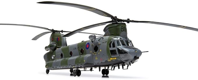 Airfix Standard Model Set - A06023 Boeing Chinook HC.1 Model Building Kit - Plastic Model Helicopter Kits for Adults & Children 8+, Set Includes Sprues and Decals - 1:72 Scale Model