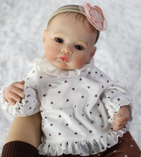 Reborn Baby Dolls - 18 Inch Realistic Baby Doll Girl, Real Life Baby Dolls with Cute Soft Vinyl Body, Real Baby Doll Newborn Lifelike Baby Gift with Accessories for 3+ Years Old Kids