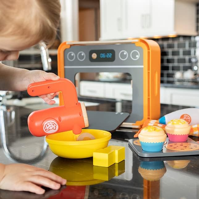 Fat Brain Toys Pretendables Bakery Set - Pretendables Bakery Set - New Imaginative Play for Ages 3 to 5