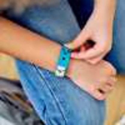 LEGO DOTS Love Birds Bracelet 41912 DIY Craft Bracelet Making Kit, A Fun Craft kit for Kids who Like Making Creative Jewelry, Perfect for a Holiday or Birthday Gift Toy (33 Pieces)