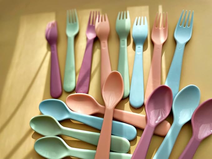16Pcs Kids Plastic Spoons, Multicolor Toddler Utensils, Reusable Kids Silverware Set, BPA Free, Ideal Kids Cutlery Set for School Lunch, Camping, Travel, Party Favors, Dishwasher Safe