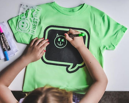 Green Speech Bubble Chalkboard Short Sleeve T-Shirt Kit for Kids with 3 Markers and 1 Stencil (Youth X-Small)