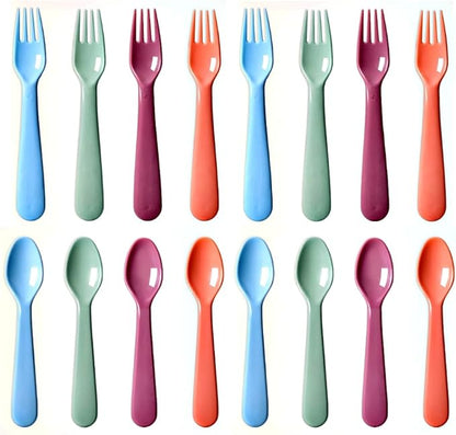 16Pcs Kids Plastic Utensils Kids Forks and Spoons Set, Multicolor Toddler Utensils, Reusable Kids Silverware Cutlery Set, Ideal for School Lunch Box, Camping, Travel, Party Favors BPA Free