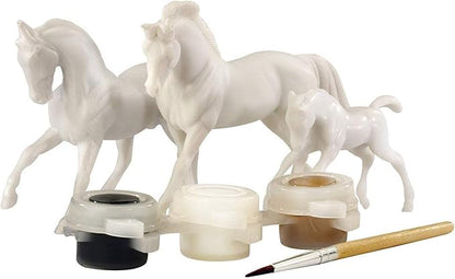 Breyer Horses Stablemates Horse Family Paint Set | 3 Horse Set | 1:32 Scale | Horse Toy | Model #4239, White