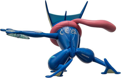 Pokémon Battle Figure 2 Pack - Features 4.5-Inch Greninja and 2-Inch Torchic Battle Figures with Accessory - Amazon Exclusive
