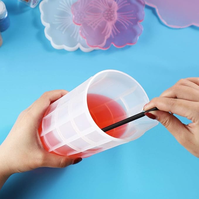 Gartful Resin Casting Tool Kits, Medium Silicone Craft Mat + 700ml Large Measuring Cups, Reusable DIY Craft Set for Resin, Epoxy, Acrylic Paint, Jewelry Making, Pack of 4
