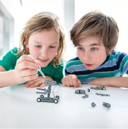 4M Toysmith, Green Science Salt Water Powered Robot Kit, STEAM Powered Kids, Beach Toy, For Boys & Girls 5+