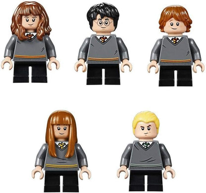 LEGO Harry Potter Hogwarts Great Hall 75954 Building Kit and Magic Castle Toy, Fantasy Creatures, Hermione Granger, Draco Malfoy and Hagrid (878 Pieces)