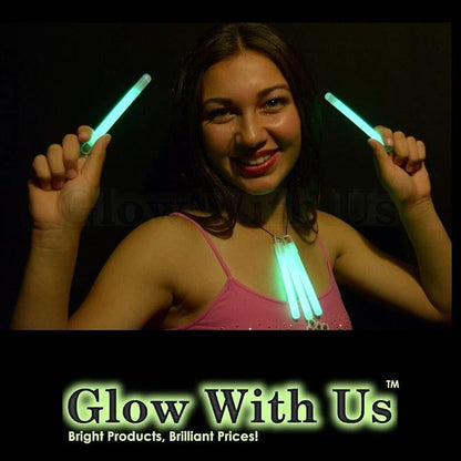 Glow Sticks Bulk Wholesale, 1000 4” Green Glow Stick Light Sticks, Bright Color, Kids Love Them! Glow 8-12 Hrs, 2-Year Shelf Life, Sturdy Packaging, GlowWithUs Brand