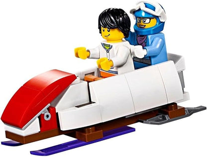 LEGO Creator 3in1 Modular Winter Vacation 31080 Building Kit (374 Piece)