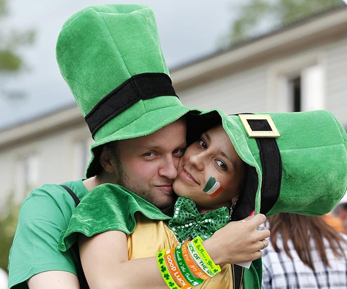 Moon Boat 74PCS St. Patrick's Day Shamrock Rubber Wristbands Bracelets - Party Favors Supplies Gifts Decorations, 6 Styles