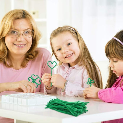 Caydo 200 Pieces Green Pipe Cleaners for Mother's Day Decorations, Craft Chenille Stems for Kids DIY Art Craft Projects (6 mm x 12 inch)
