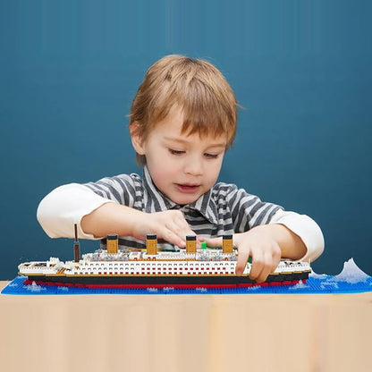 Titanic Model Mini Building Blocks Set 1878pcs Mini Bricks 3D Puzzle DIY Educational Titanic Toys Gifts for Adults and Kids