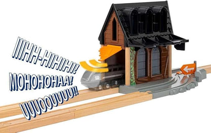 BRIO World – 36007 Smart Tech Sound Spooky Train Station | Kid-Friendly Train Set Accessory | Interactive Sound and Light Effects | Glow-in-The-Dark Feature | Made with FSC-Certified Wood