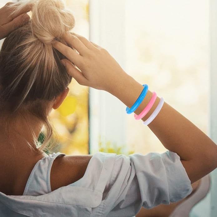 BESTOYARD 6pcs Plastic Bangle Bracelets Candy Color Bracelet Halloween Party Supplies Party Favors Pack for Home Birthday Party (Random Color)