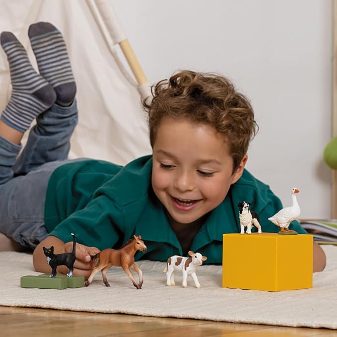 Schleich Farm World Realistic Farm Animal Figurines - 5pc Kids Educational Farm Barn Toys with Realistic Horse, Cow, Cat, Dog, and Goose, Farm Adventure Play for Boys and Girls, Gift for Kids Age 3+