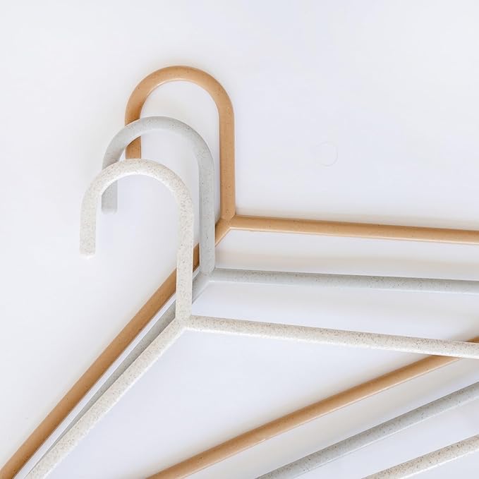 3 Sprouts Wheat Straw Plastic Hangers - 30-Pack Eco-Conscious Toddler Hangers for Child & Baby Clothes, Coats - Kid Closet Hangers Ideal for Small Girls, Boys, Children & Kids - Speckled Assorted