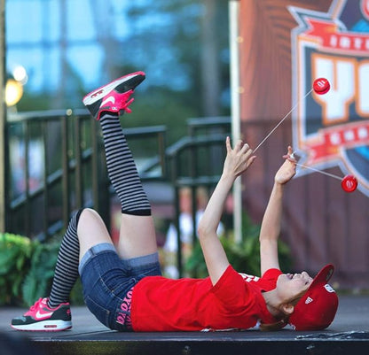 Duncan Toys Hornet Pro Looping Yo-Yo with String, Ball Bearing Axle and Plastic Body, Clear with Red Cap