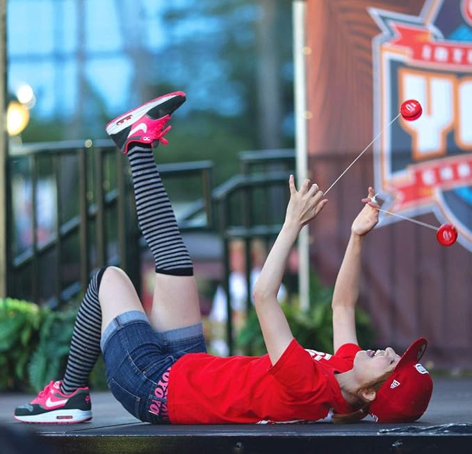 Duncan Toys Hornet Pro Looping Yo-Yo with String, Ball Bearing Axle and Plastic Body, Clear with Red Cap