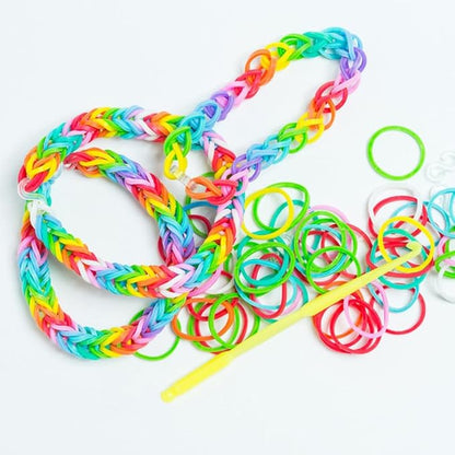 3000PCS Loom RubberBands Kit with 75 Clips,5 Hooks, Premium Bracelet Making Kit for Kids Weaving DIY Crafting Gift(Red)