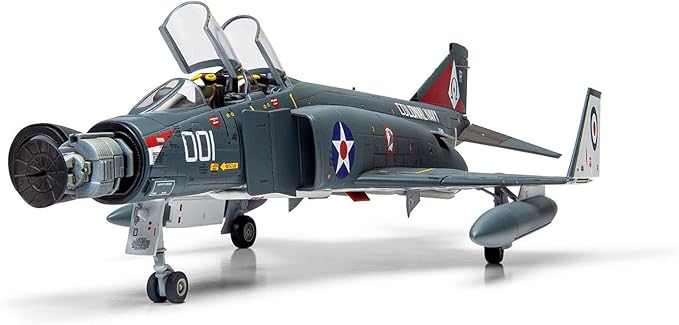 Airfix Model Airplane Kit Gift Set - A06019A Mcdonnell Douglas Phantom FG.1/FGR.2, Plastic Plane Model Kits for Adults & Kids 14+, Skill Level 3, 1:72 Scale WW2 Military Aircraft Models