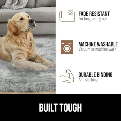 Gorilla Grip Fluffy Faux Fur Rug, 4x6, Machine Washable Soft Furry Area Rugs, Rubber Backing, Plush Floor Carpets for Baby Nursery, Bedroom, Living Room Shag Carpet, Luxury Home Decor, Light Gray