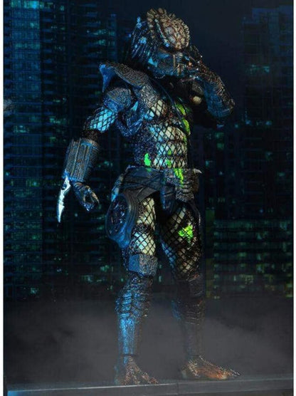 NECA - Predator 2 Ultimate Battle Damaged City Hunter 7 Action Figure, Battle Damaged City Hunger, 8 Inch