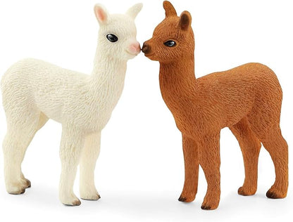 Schleich Farm World 4-Piece Alpaca Playset with Mother and Baby Alpacas - Educational and Durable Farm Animal Playset Figurines, Fun and Imaginative Play for Boys and Girls, Gift for Kids Ages 3+