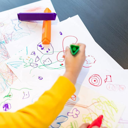 Crayola Triangle Toddler Markers (8ct), Easy Grip Washable Markers for Toddlers, Arts & Crafts Supplies, Coloring Markers for Young Kids